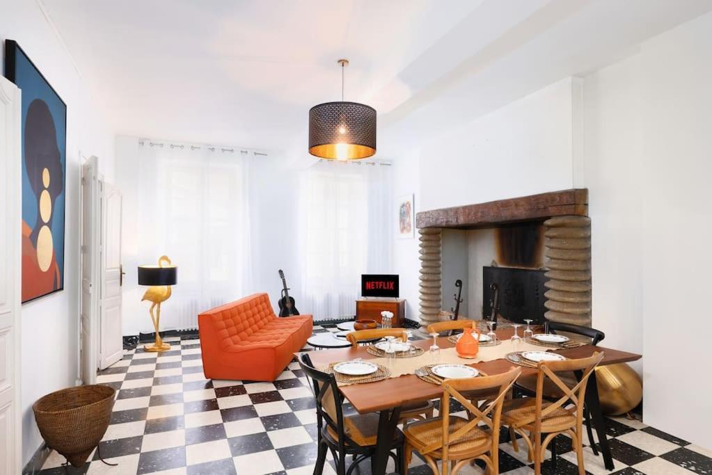 L'Hotel Particulier, 120M2, Hypercentre, Wifi / Conciergeriedamecarcas การ์กาซอน ภายนอก รูปภาพ