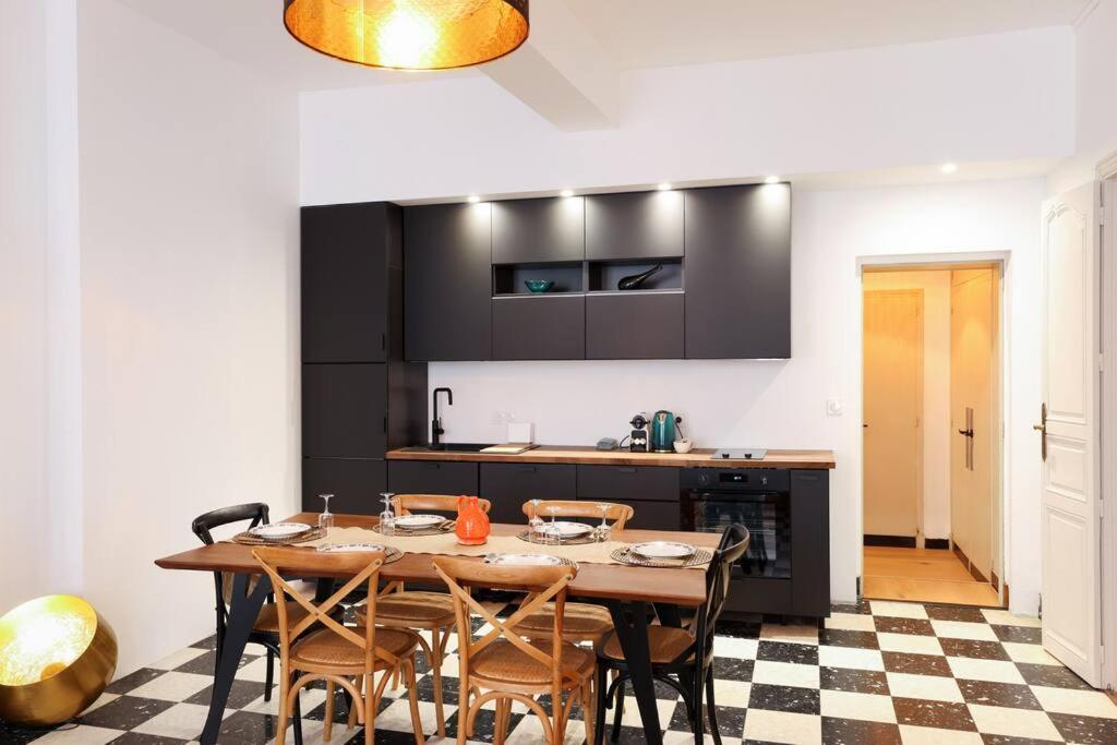 L'Hotel Particulier, 120M2, Hypercentre, Wifi / Conciergeriedamecarcas การ์กาซอน ภายนอก รูปภาพ